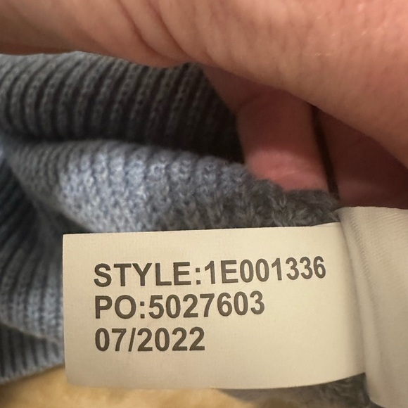 Vineyard Vines by Shep and Ian, Men’s Sweater, 100% Merino Wool, Baby Blue, XL - Picture 7 of 11